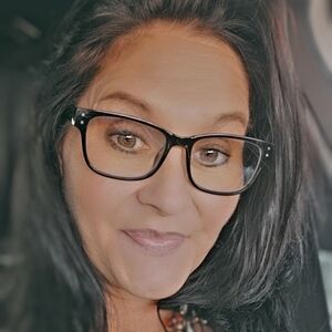 Meet your Posher, Tracy